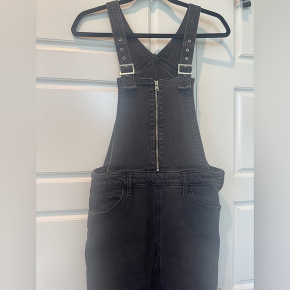 Levi’s Black Skinny Overalls Zipper Buckle Front Womens Moto Size 29 - Picture 8 of 10
